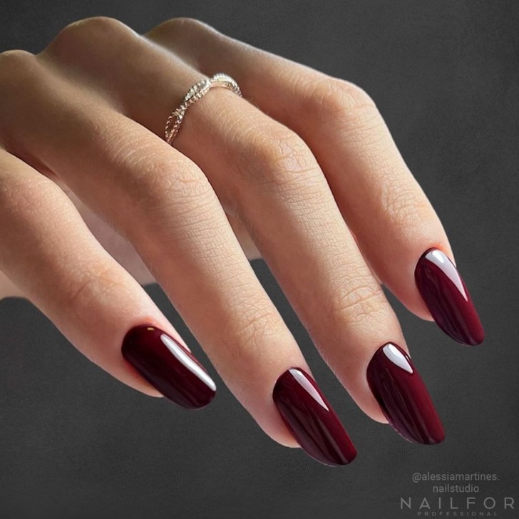 Vernis à ongles semi-permanent couleur : Chic SEMI-PERMANENT NAIL POLISH - 398 Nailfor 7,99 €