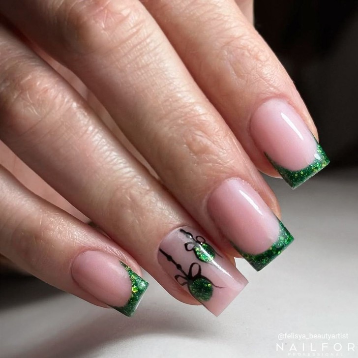 Vernis à ongles semi-permanent couleur : Chic SEMI-PERMANENT NAIL POLISH - 347 Nailfor 7,99 €