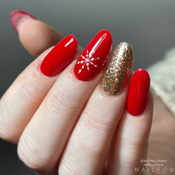 Semi-permanent nail polish color: Fantasy Semi-permanent Gel Polish - 043FAN Nailfor €6.99