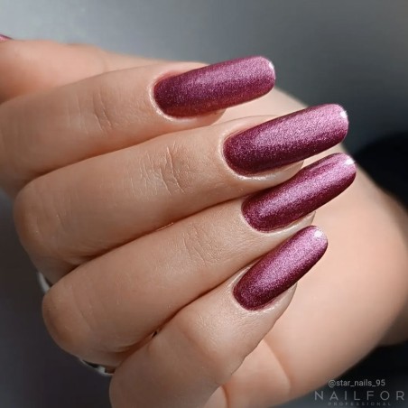 Esmalte de uñas semipermanente color: Chic ESMALTE DE UÑAS SEMIPERMANENTE - 451 Nailfor 7,99 €