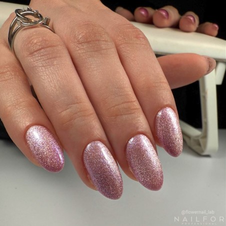 Vernis à ongles semi-permanent couleur : New Cat eye 5d 34 Orchid Nailfor 11,99 €