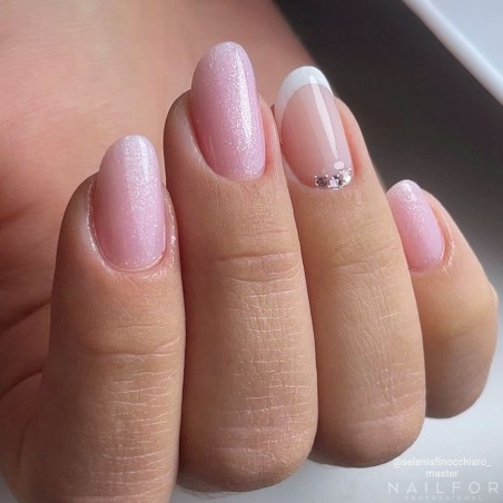 Esmalte de uñas semipermanente color: Chic ESMALTE DE UÑAS SEMIPERMANENTE - 461 Nailfor 7,99 €