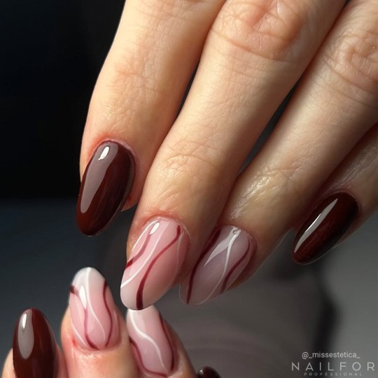 Esmalte de uñas semipermanente color: Fantasy Esmalte Gel semipermanente - 245 Nailfor 6,99 € 2