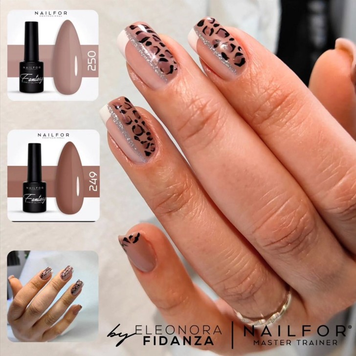 Semi-permanent nail polish color: Fantasy Semi-permanent Gel Polish - 250 Nailfor €6.99