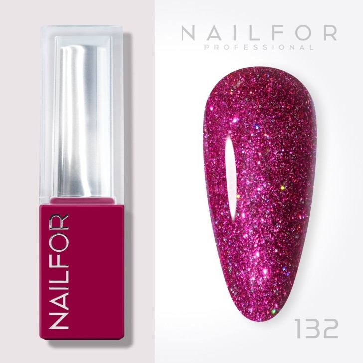 Aura SEMI-PERMANENT NAIL POLISH - 132 Mulberry