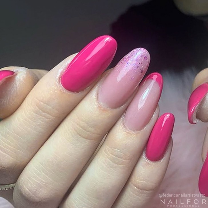 Esmalte de uñas semipermanente color: Chic ESMALTE DE UÑAS SEMIPERMANENTE - 494 Nailfor 7,99 €