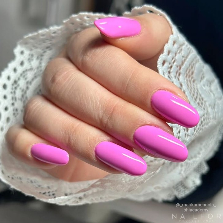 AURA SMALTO SEMIPERMANENTE - 150 Velvetara