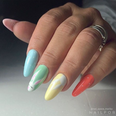 Vernis à ongles semi-permanent couleur : Chic SEMI-PERMANENT NAIL POLISH - 123 Yellow Nailfor pour 7,99 €