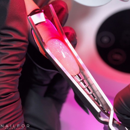 Pince à courbe inversée, accessoires pour ongles, nails nail art de haute qualité - Nail art Nailfor 5,99 € Nailfor 2