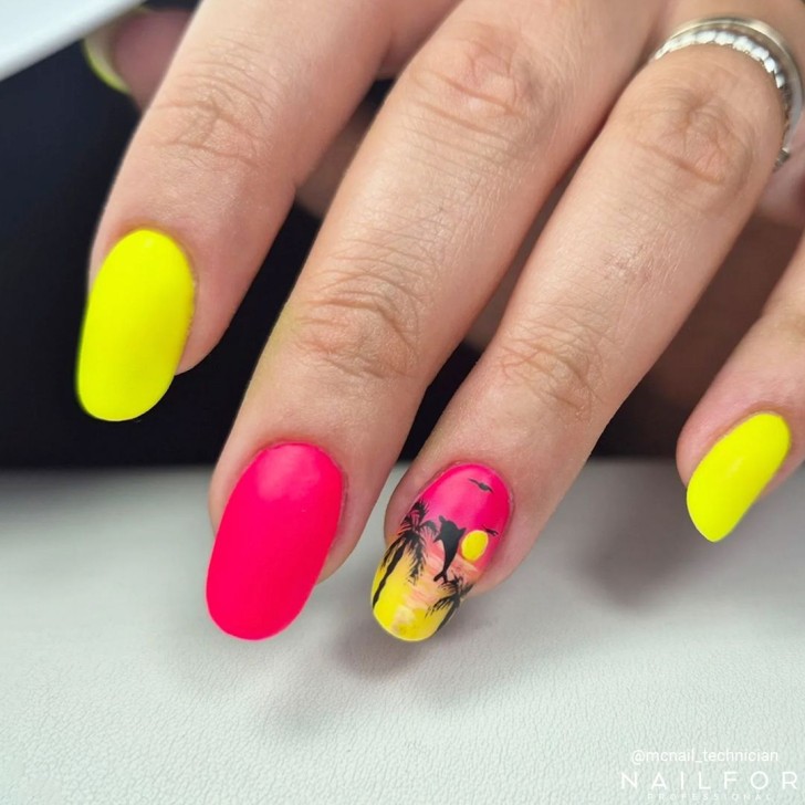 CHIC SEMI-PERMANENT NAIL POLISH - 165 FLUO