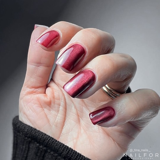 Semipermanente smalto colore per unghie: CAT EYE 5D - 99 Nailfor 11,99 € 2