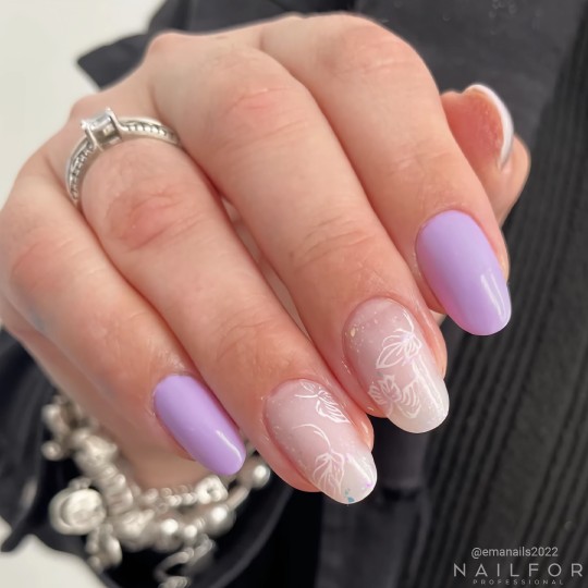 Vernis à ongles semi-permanent couleur : Fantasy Semi-permanent Gel Polish - 484 Nailfor 6,99 € 2