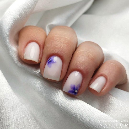 Vernis à ongles semi-permanent couleur : Fantasy Semi-permanent Gel Polish - 081FAN Nailfor 6,99 € 2