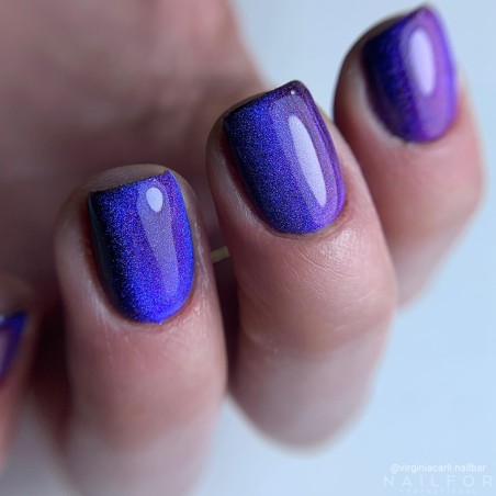 Esmalte de uñas semipermanente color: Cat eye Galaxy 20-CAT Nailfor por 12,98 €
