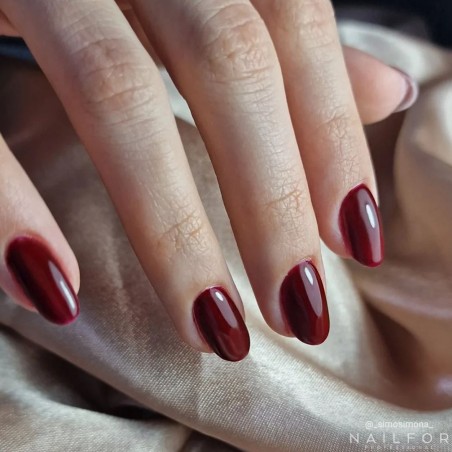 Esmalte de uñas semipermanente color: Chic ESMALTE DE UÑAS SEMIPERMANENTE - 042 Nailfor 7,99 €