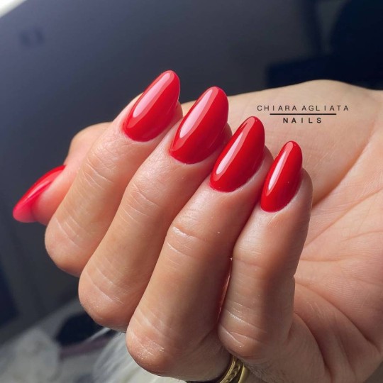 Semi-permanent nail polish color: Chic SEMI-PERMANENT NAIL POLISH - 043 Nailfor €7.99 2