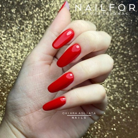 Vernis à ongles semi-permanent couleur : Chic SEMI-PERMANENT NAIL POLISH - 043 Nailfor 7,99 €