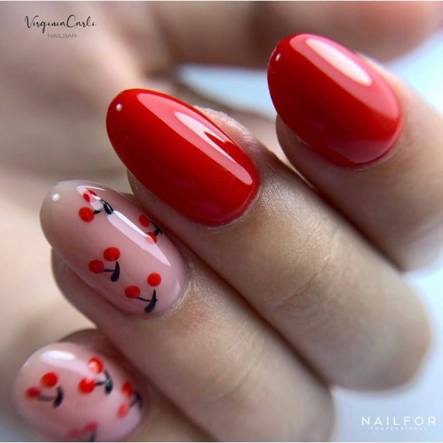 Vernis à ongles semi-permanent couleur : Chic SEMI-PERMANENT NAIL POLISH - 045 Nailfor 7,99 €