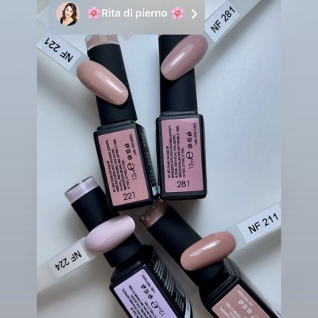 Esmalte de uñas semipermanente color: Chic ESMALTE DE UÑAS SEMIPERMANENTE - 211 Nailfor 7,99 €