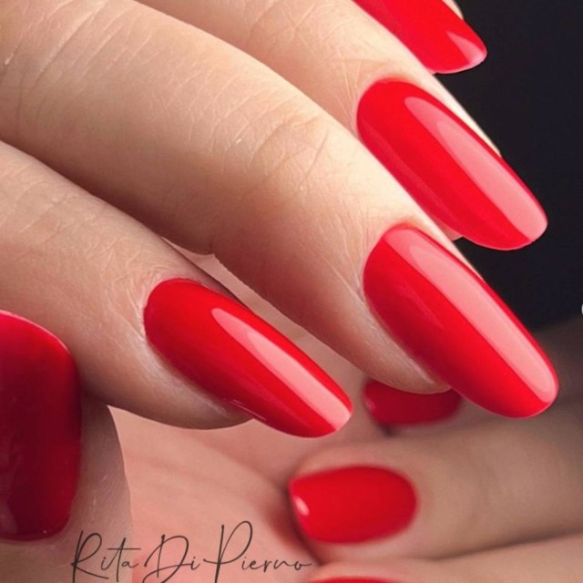 Semi-permanent nail polish color: Chic SEMI-PERMANENT NAIL POLISH - 258 Nailfor €7.99