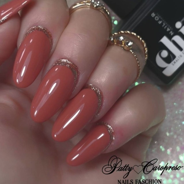 Semipermanente smalto colore per unghie: CHIC SMALTO SEMIPERMANENTE - 318 Nailfor 7,99 €