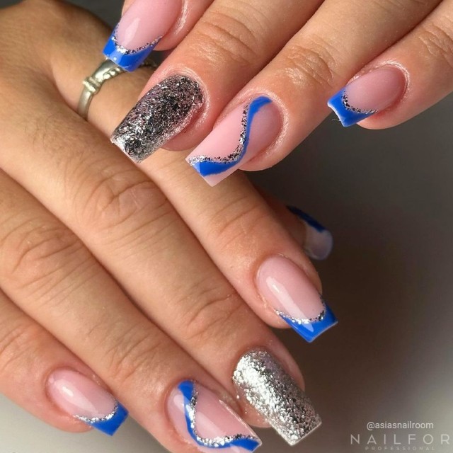 Esmalte de uñas semipermanente color: Chic ESMALTE DE UÑAS SEMIPERMANENTE - 331 Nailfor 7,99 €