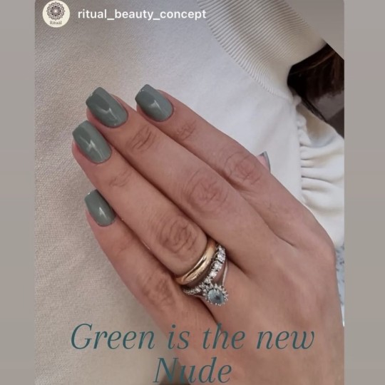 Semi-permanent nail polish color: Chic SEMI-PERMANENT NAIL POLISH - 342 Nailfor €7.99 2