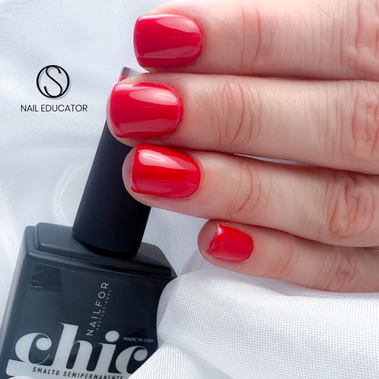 Vernis à ongles semi-permanent couleur : Chic SEMI-PERMANENT NAIL POLISH - 393 Nailfor 7,99 € 2