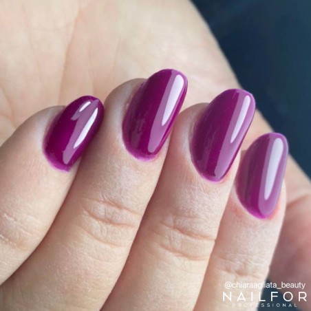 Vernis à ongles semi-permanent couleur : Chic SEMI-PERMANENT NAIL POLISH - 424 Nailfor 7,99 €