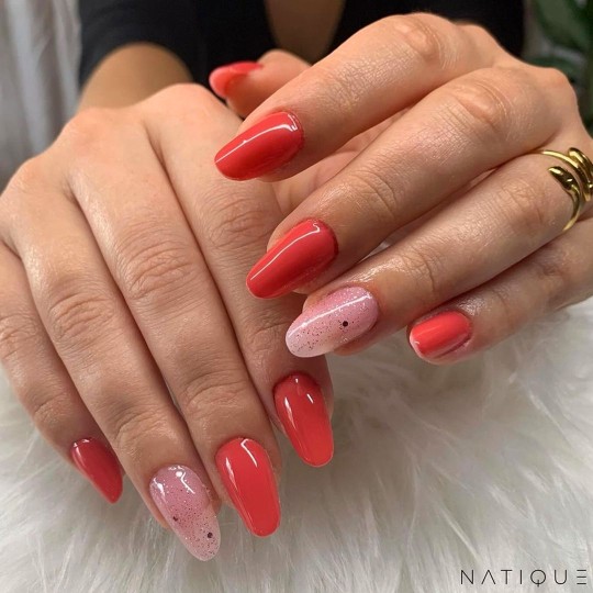 Esmalte de uñas semipermanente color: Chic ESMALTE DE UÑAS SEMIPERMANENTE - 428 Nailfor 7,99 € 2