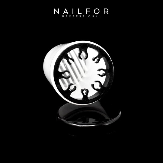 Accessoires pour ongles, nails de haute qualité nail art Pot de nettoyage pour pinceaux NOIR Nailfor 3,99 € Nailfor 2