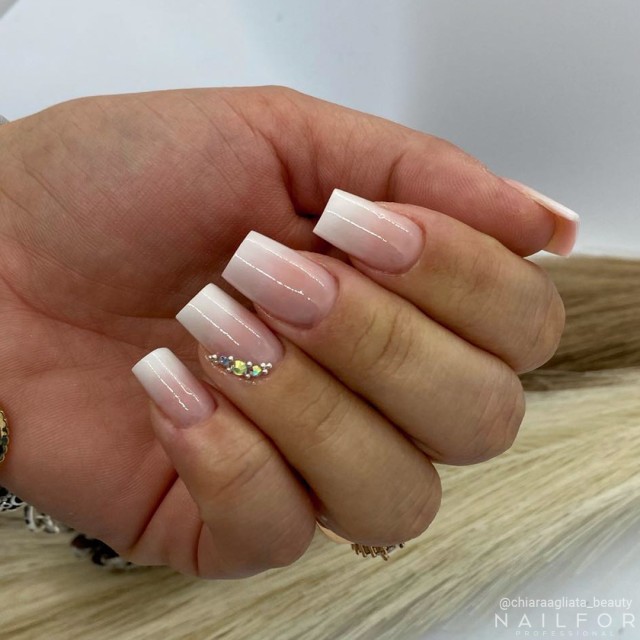 decorazione nail art ricostruzione unghie CRISTALLI STRASS DECORAZIONE NAIL ART H206 riflessi arcobaleno Nailfor 7,99 €