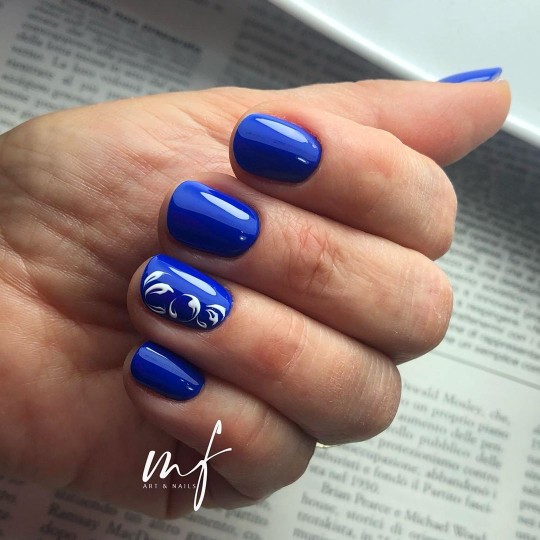 Semi-permanent nail polish color: Fantasy Semi-permanent Gel Polish - 374 Nailfor €6.99 2