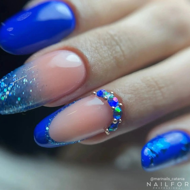 Vernis à ongles semi-permanent couleur : Fantasy Semi-permanent Gel Polish - 374 Nailfor 6,99 €