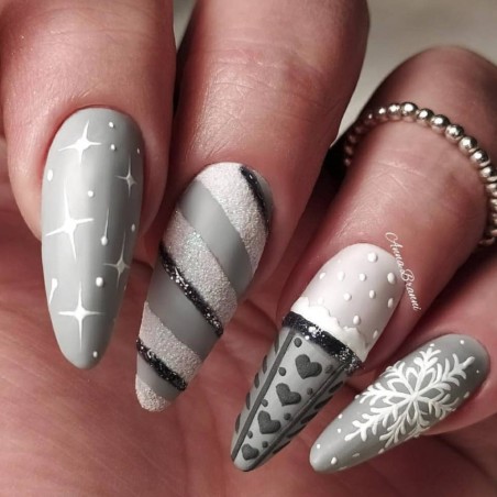 Semipermanente smalto colore per unghie: FANTASY Smalto Gel Semipermanente - 023FAN Nailfor 6,99 € Semipermanente smalto colore per unghie: FANTASY Smalto Gel Semipermanente - 023FAN Nailfor 6,99 €