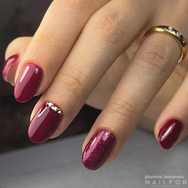 Semi-permanent nail polish color: Fantasy Semi-permanent Gel Polish - 194FAN Nailfor €6.99